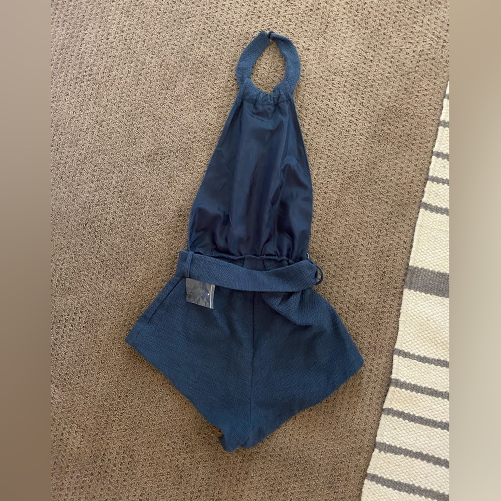 Backless Romper - Picture 2 of 2